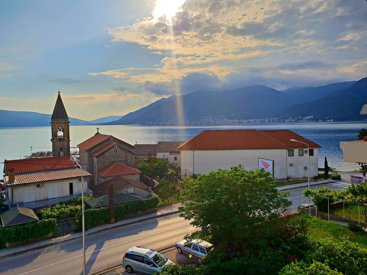 Bayview Apartments Tivat Montenegro Zewnętrze zdjęcie